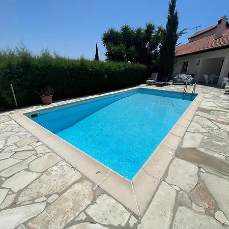 Swimmers' Paradise Pissouri Luaran gambar