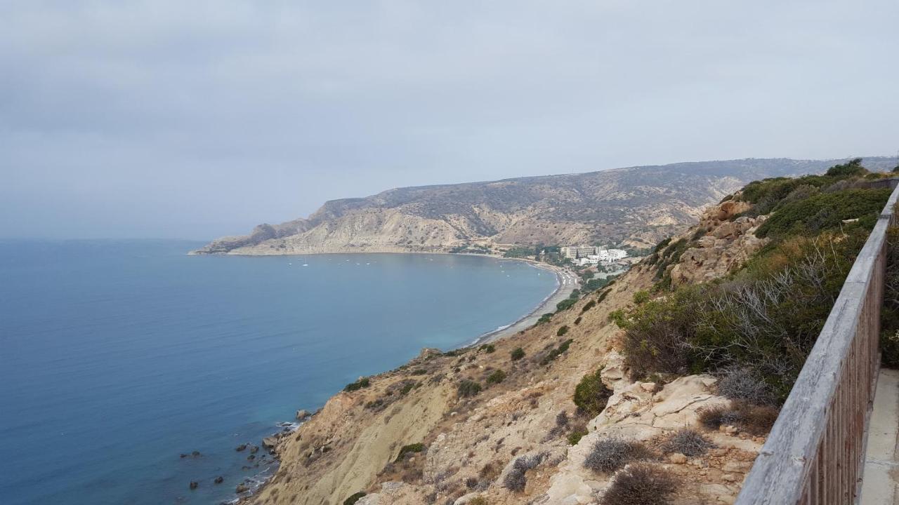 Swimmers' Paradise Pissouri Luaran gambar
